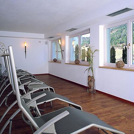 Garni Hotel Bel Vert Сельва-ди-Валь-Гардена Экстерьер фото