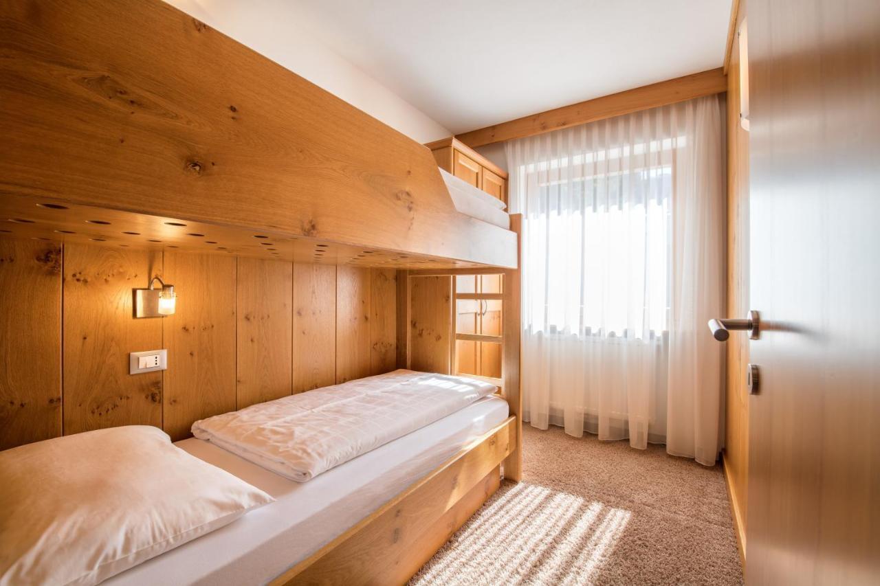 Garni Hotel Bel Vert Сельва-ди-Валь-Гардена Экстерьер фото