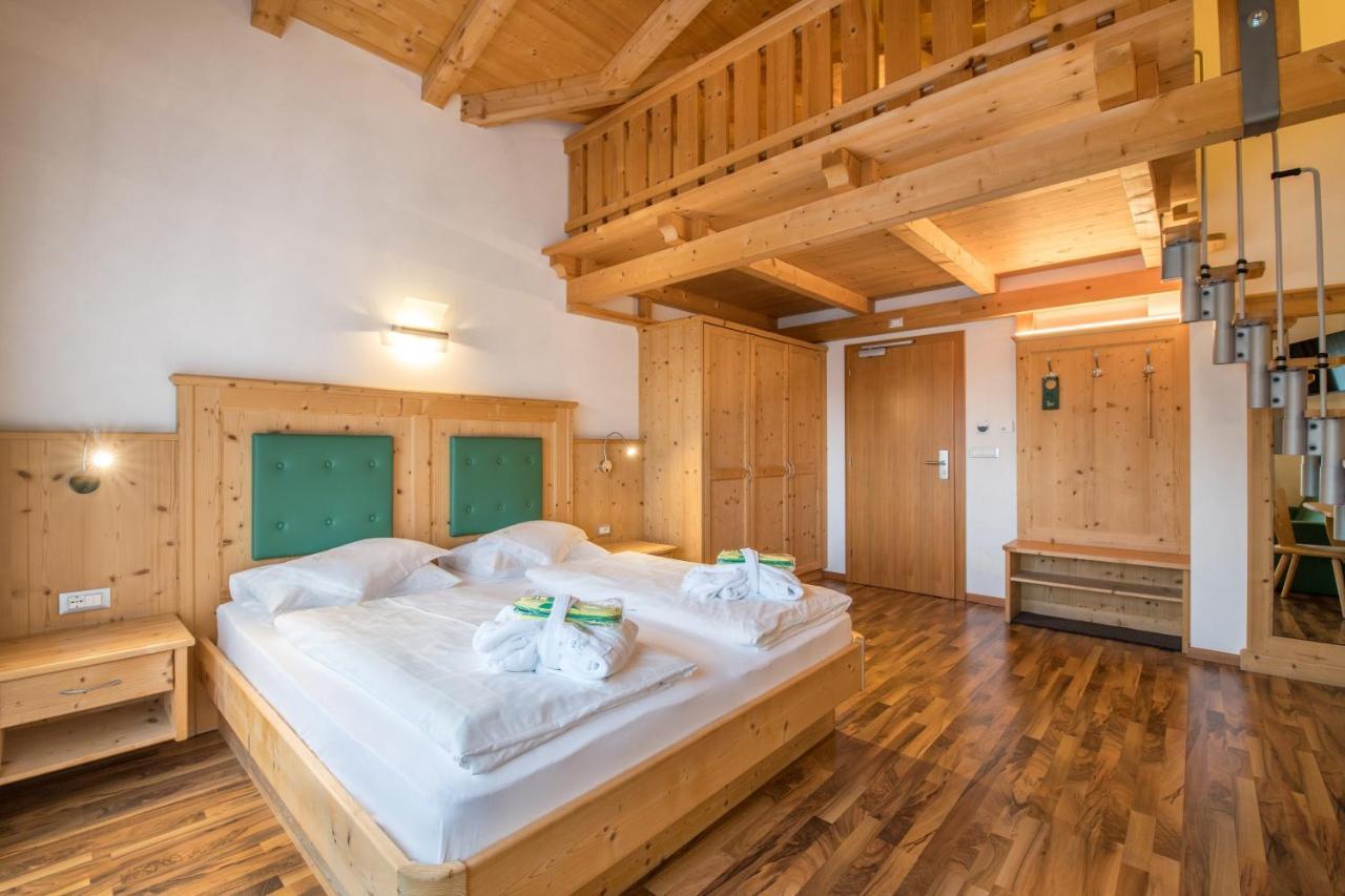 Garni Hotel Bel Vert Сельва-ди-Валь-Гардена Экстерьер фото