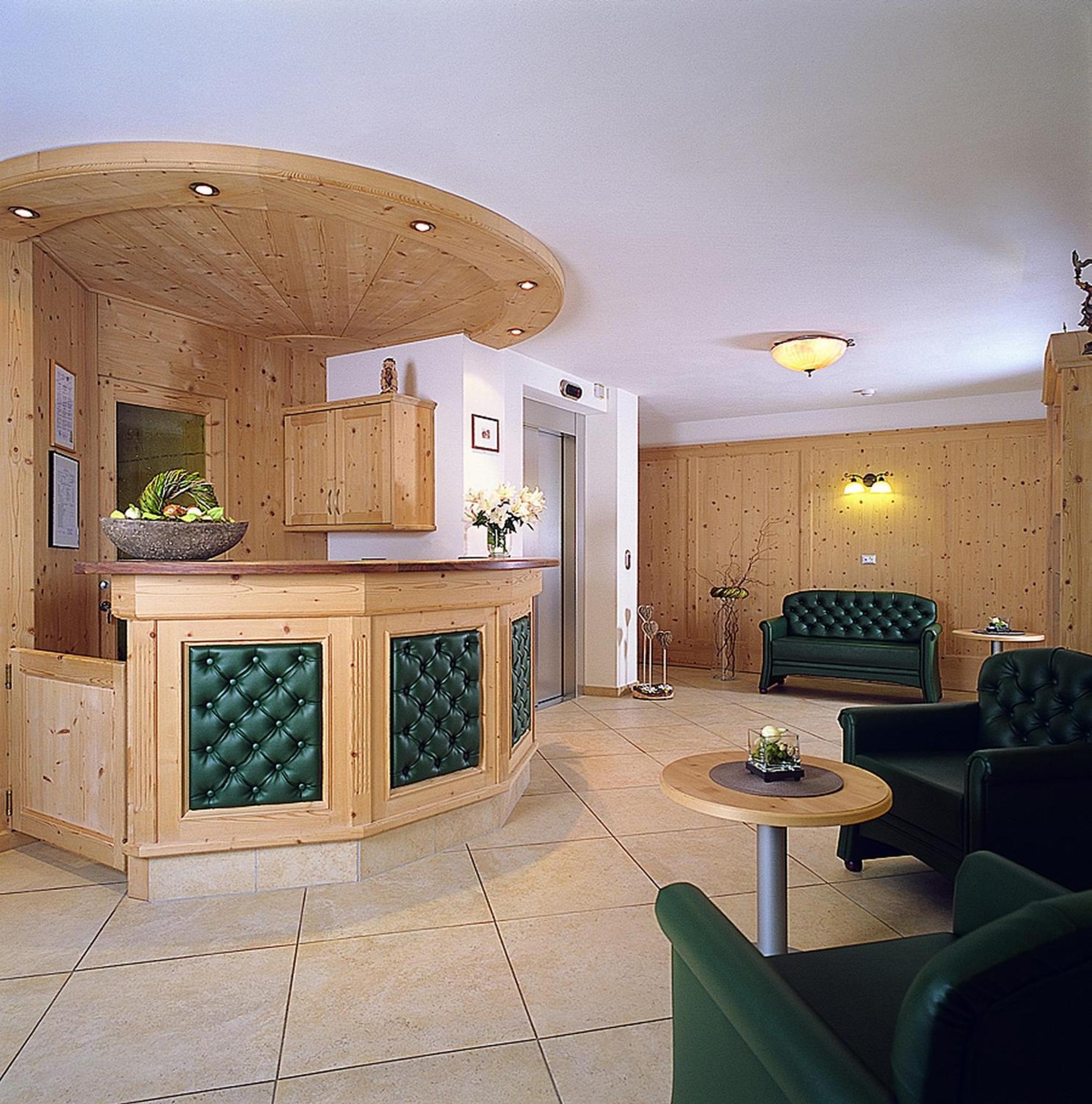 Garni Hotel Bel Vert Сельва-ди-Валь-Гардена Экстерьер фото