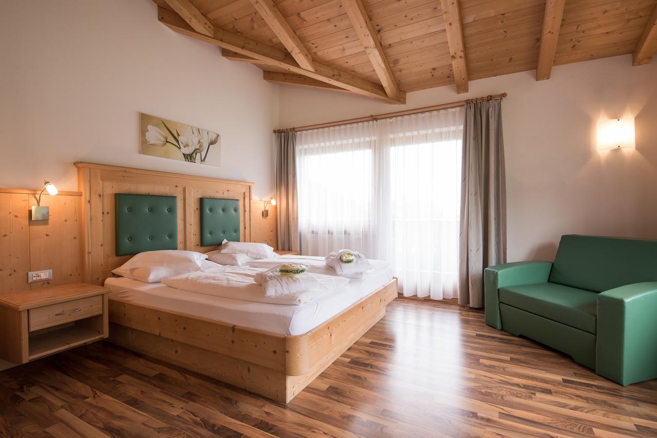 Garni Hotel Bel Vert Сельва-ди-Валь-Гардена Экстерьер фото