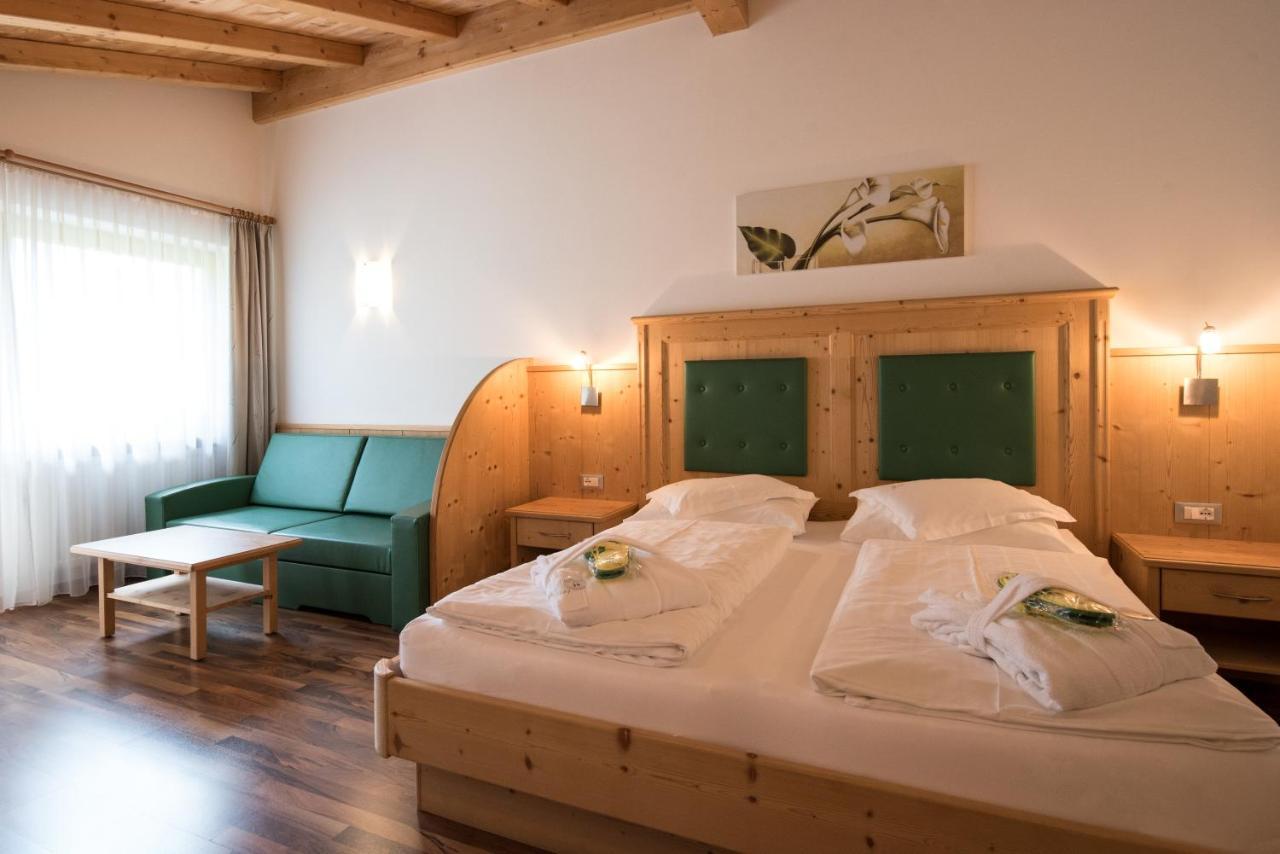 Garni Hotel Bel Vert Сельва-ди-Валь-Гардена Экстерьер фото