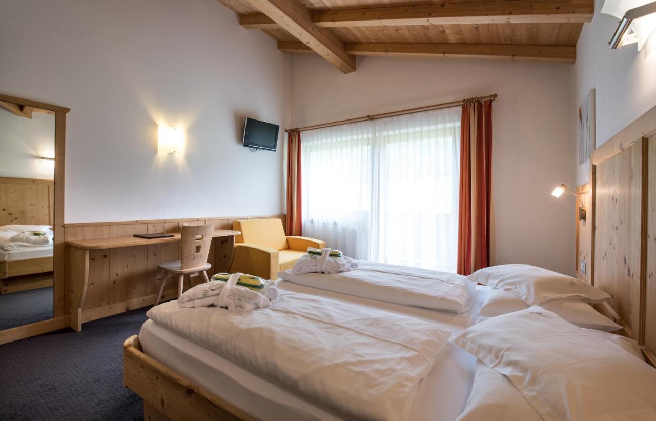 Garni Hotel Bel Vert Сельва-ди-Валь-Гардена Экстерьер фото